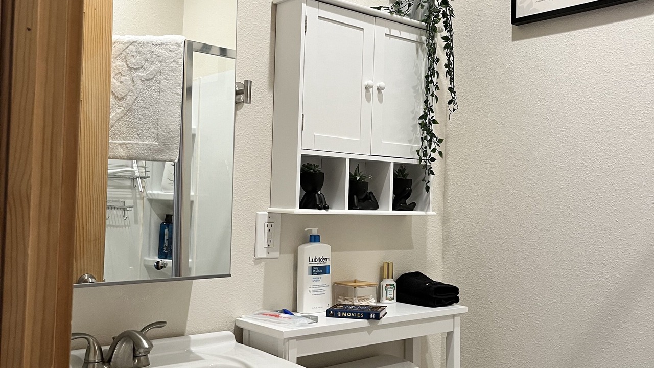 Photo of Bathroom in Dupont