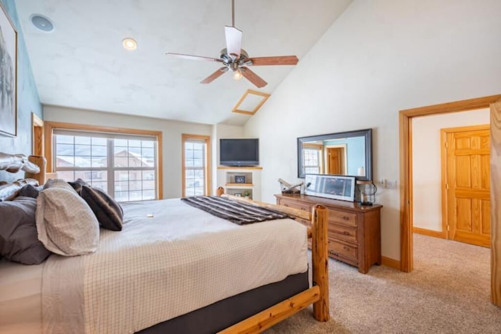 Photo of Bedroom in Pole Creek