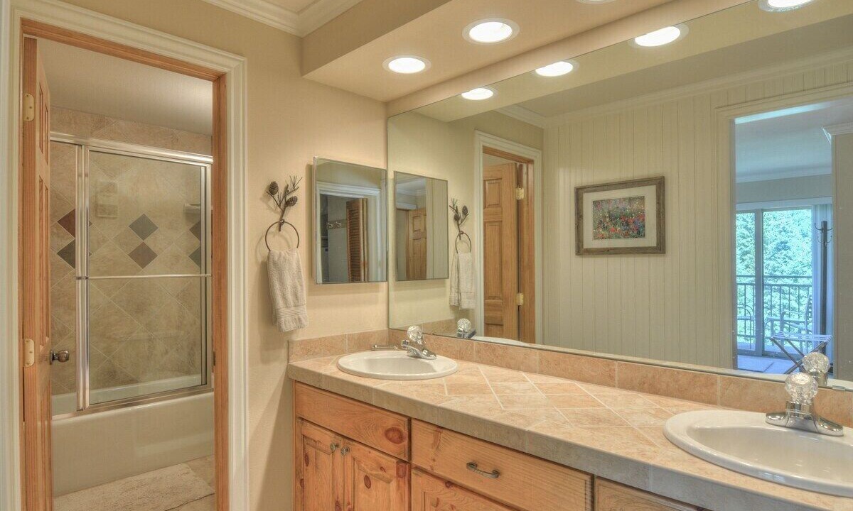 Photo of Bathroom in Warrior's Mark