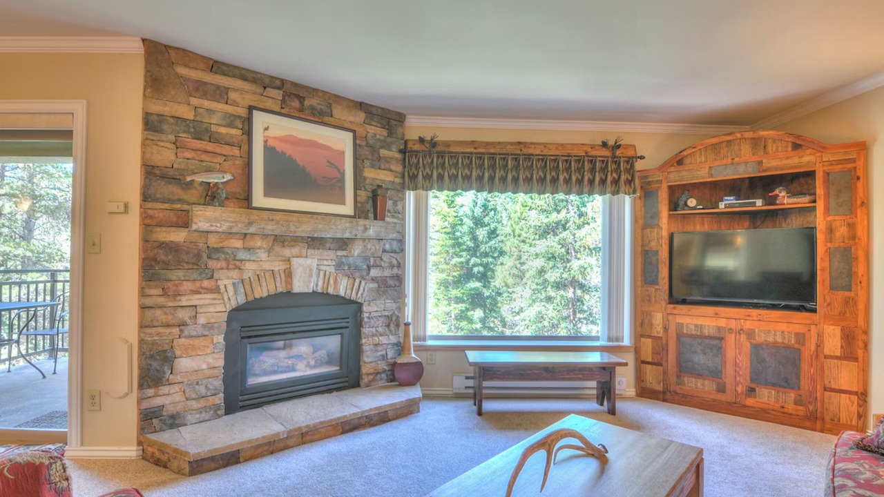 Photo of Livingroom in Warrior's Mark