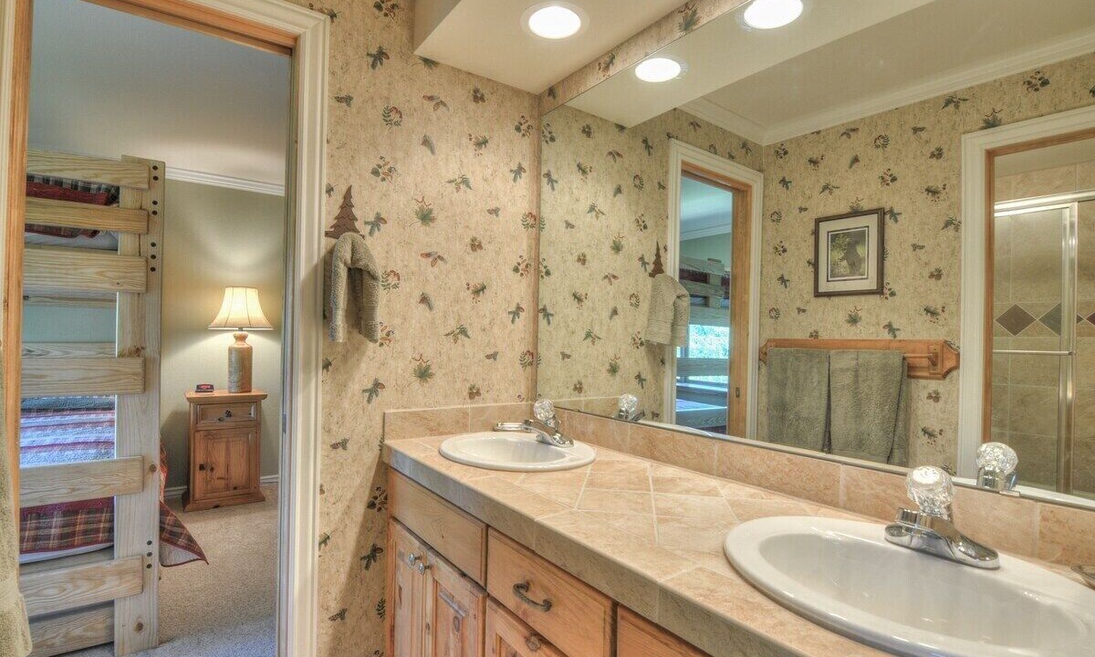 Photo of Bathroom in Warrior's Mark