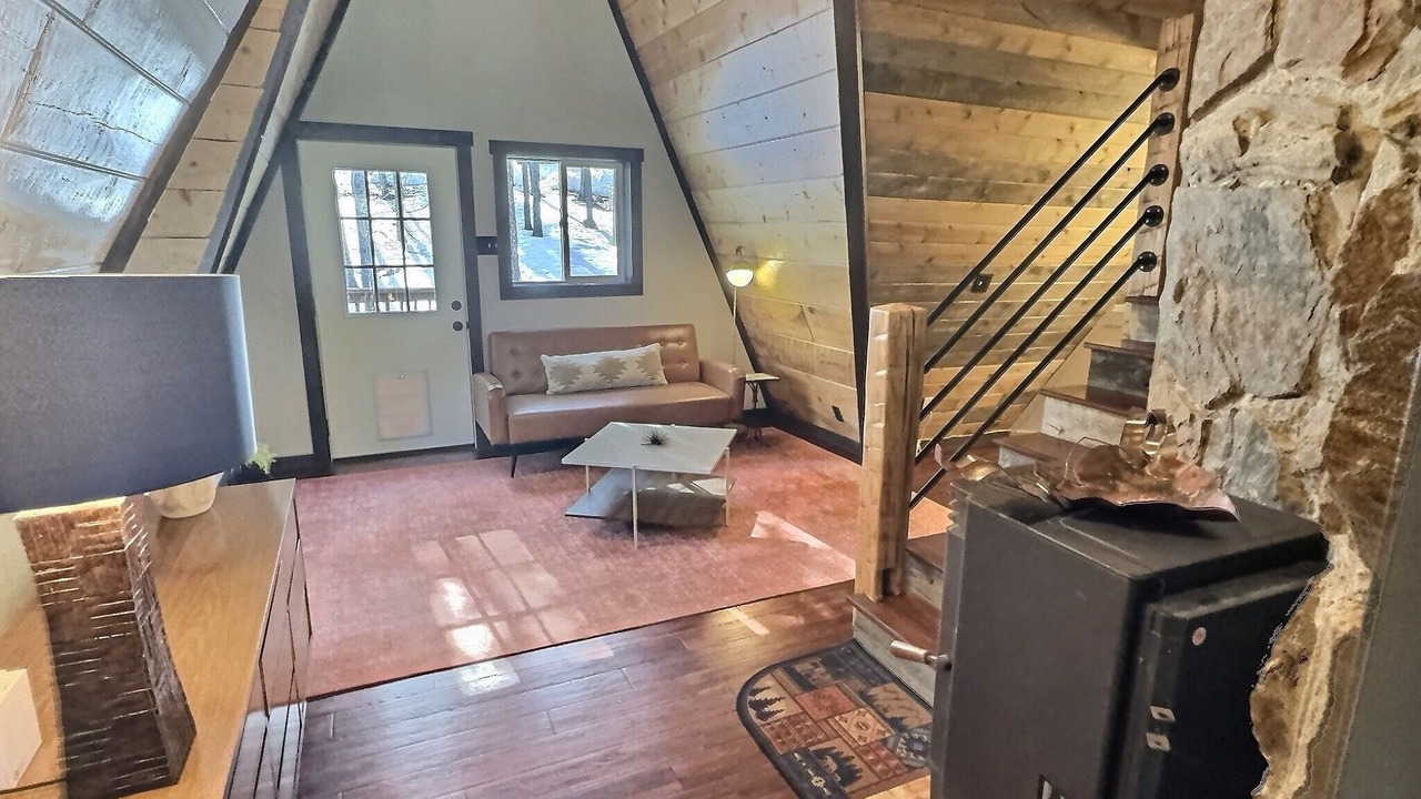 Photo of Livingroom in Evergreen