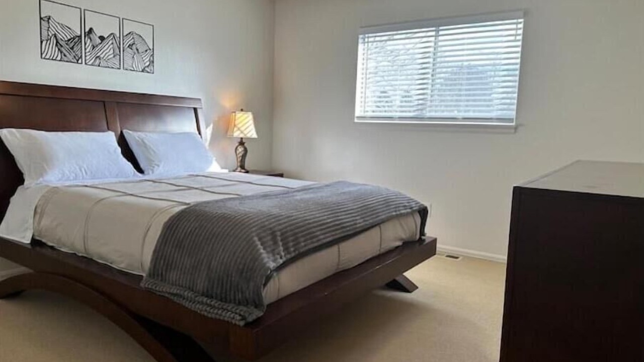 Photo of Bedroom in Aurora