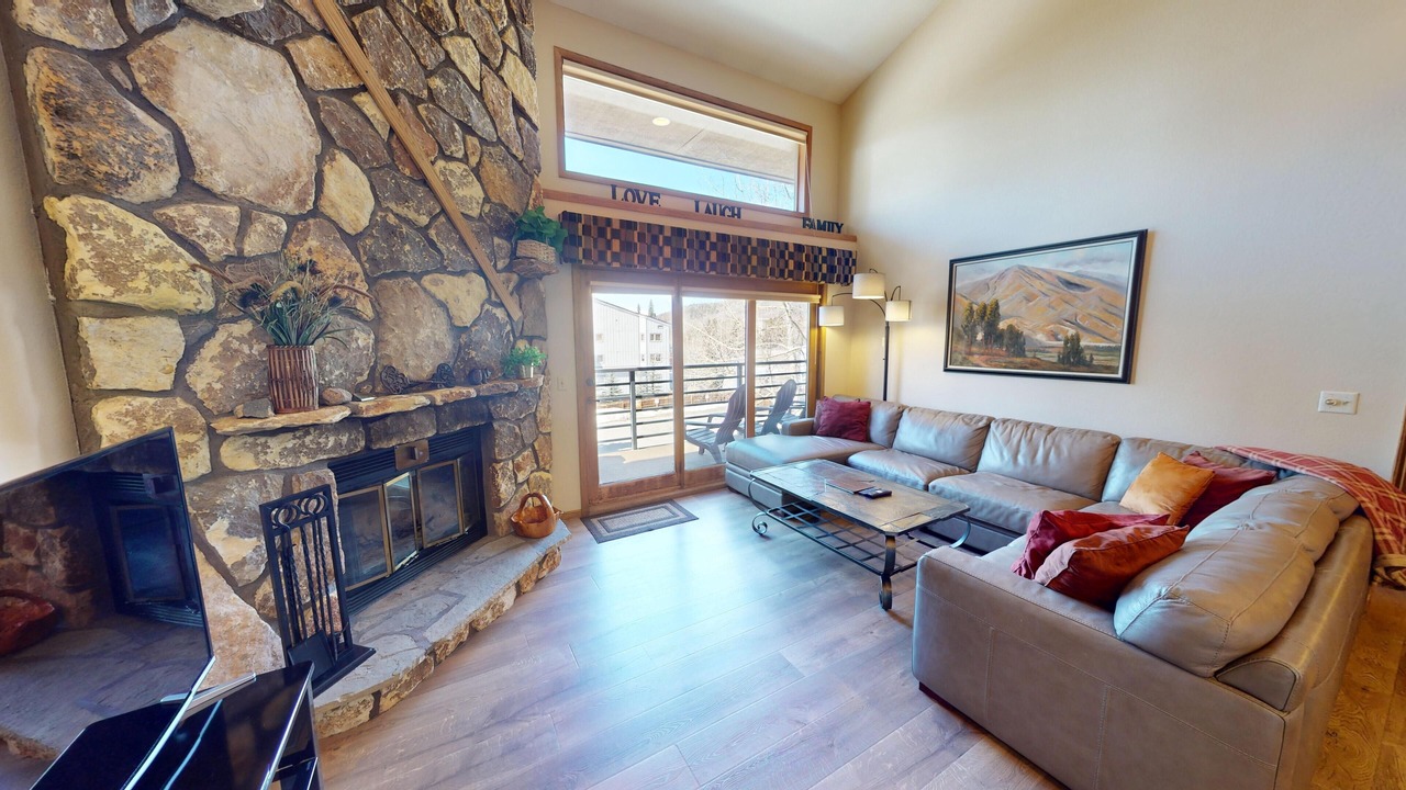 Photo of Bedroom in Mountain House