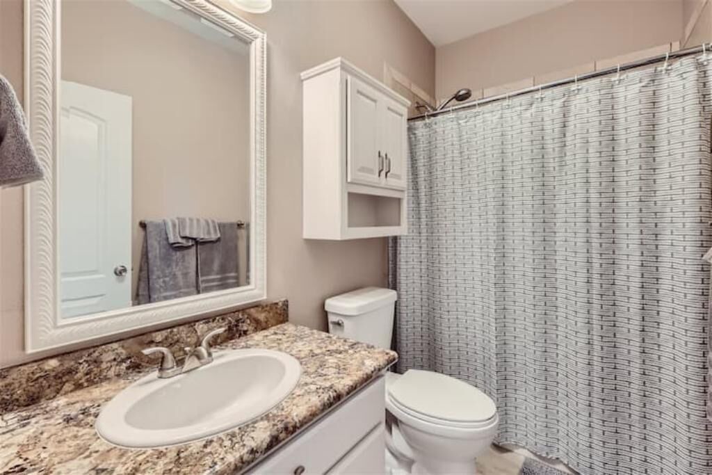Photo of Bathroom in Mar Lee