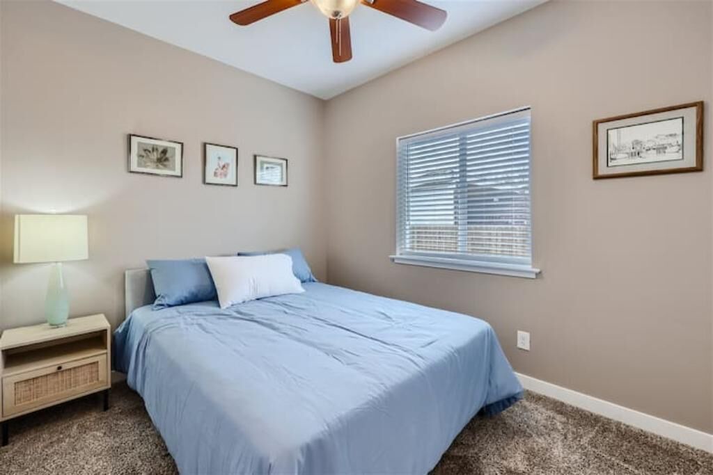 Photo of Bedroom in Mar Lee
