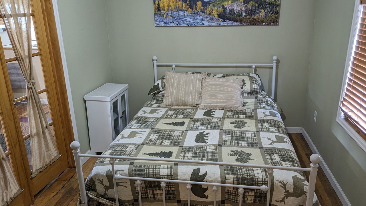 Photo of Bedroom in Walden