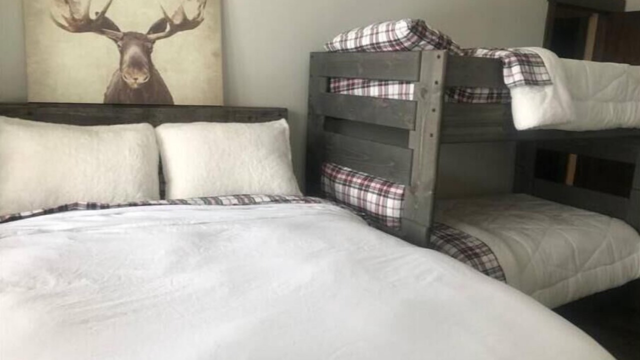 Photo of Bedroom in Forest Hills