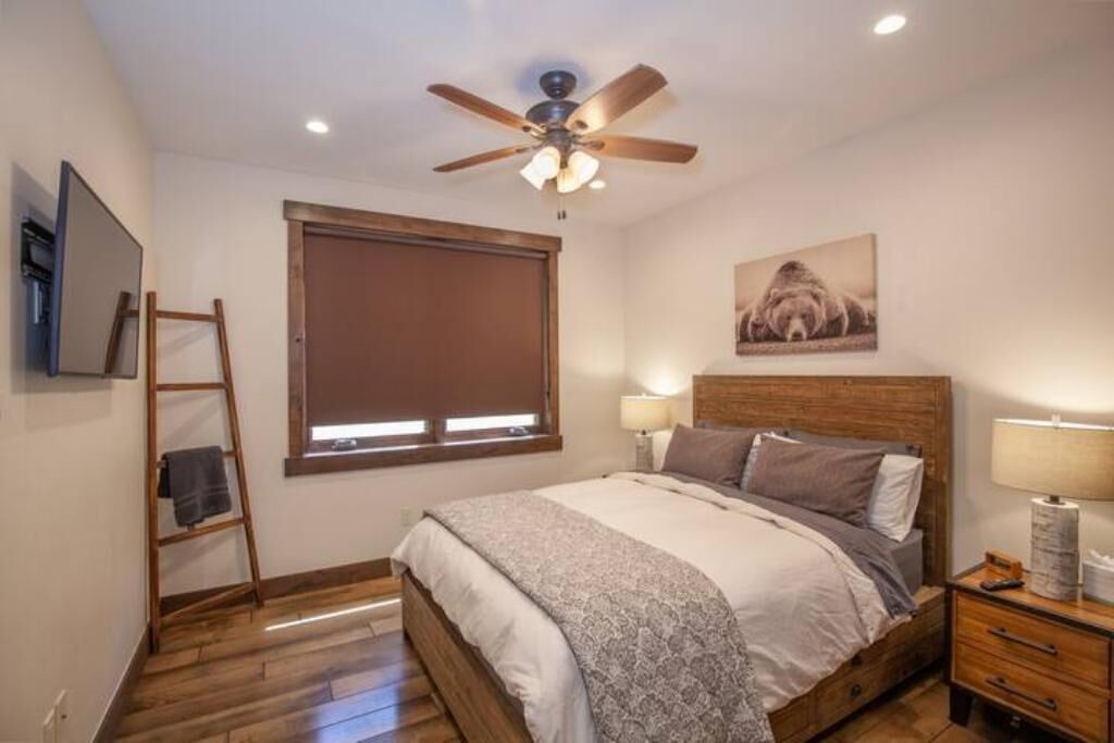 Photo of Bedroom in Forest Hills