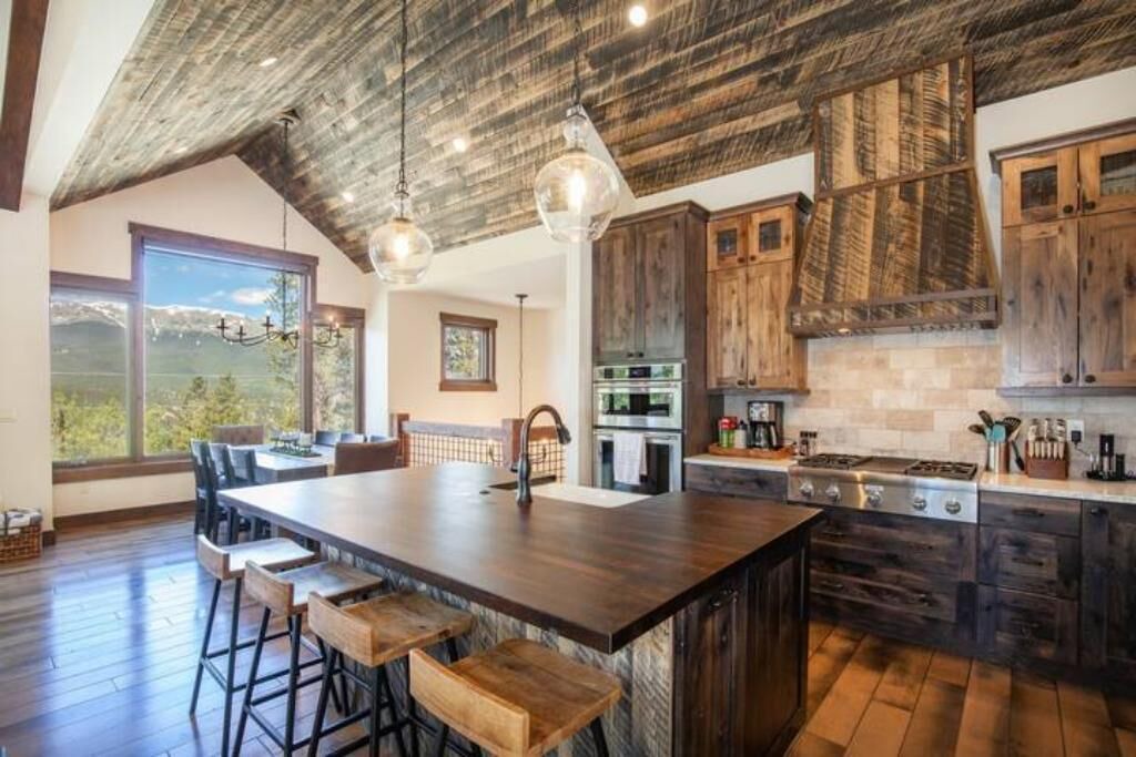 Photo of Kitchen in Forest Hills