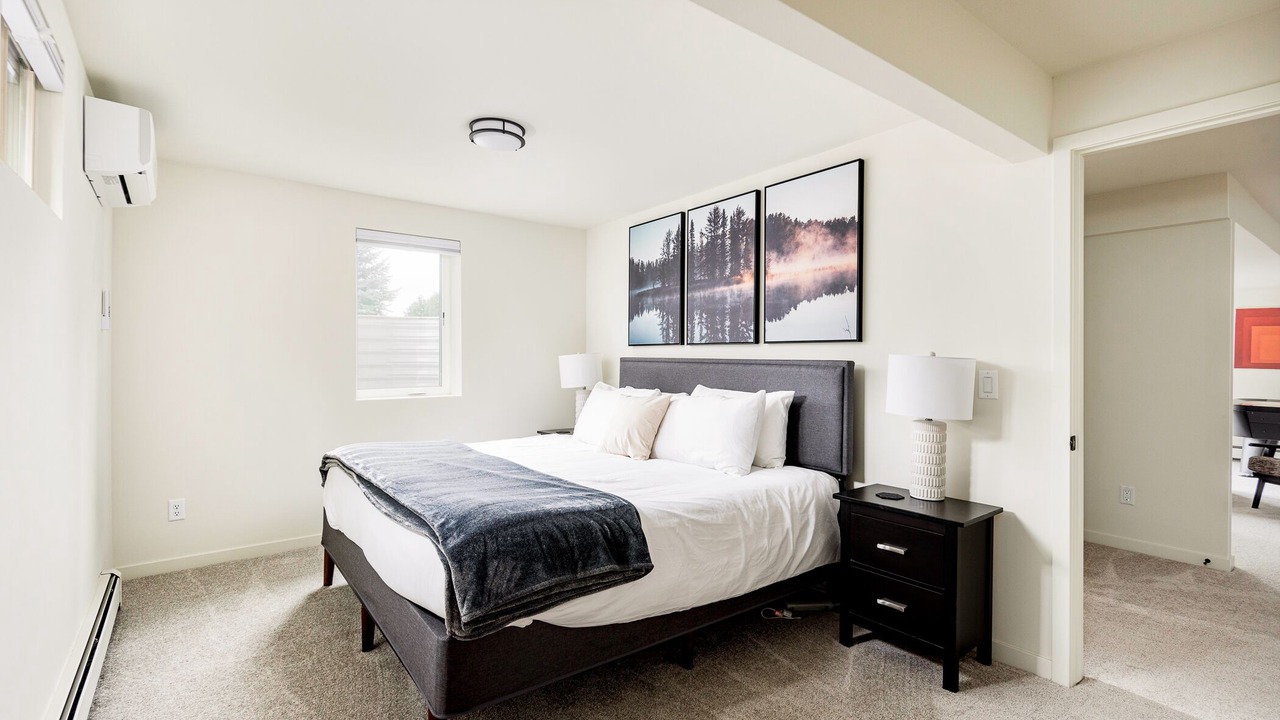 Photo of Bedroom in Scenic Heights