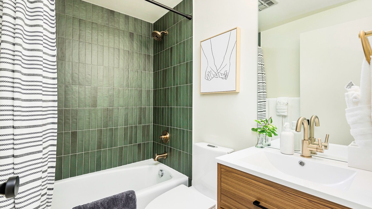 Photo of Bathroom in Scenic Heights