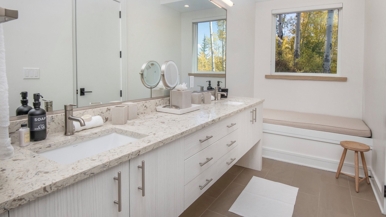 Photo of Bathroom in Highland Meadows