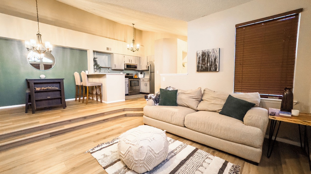 Photo of Livingroom in Grant Ranch