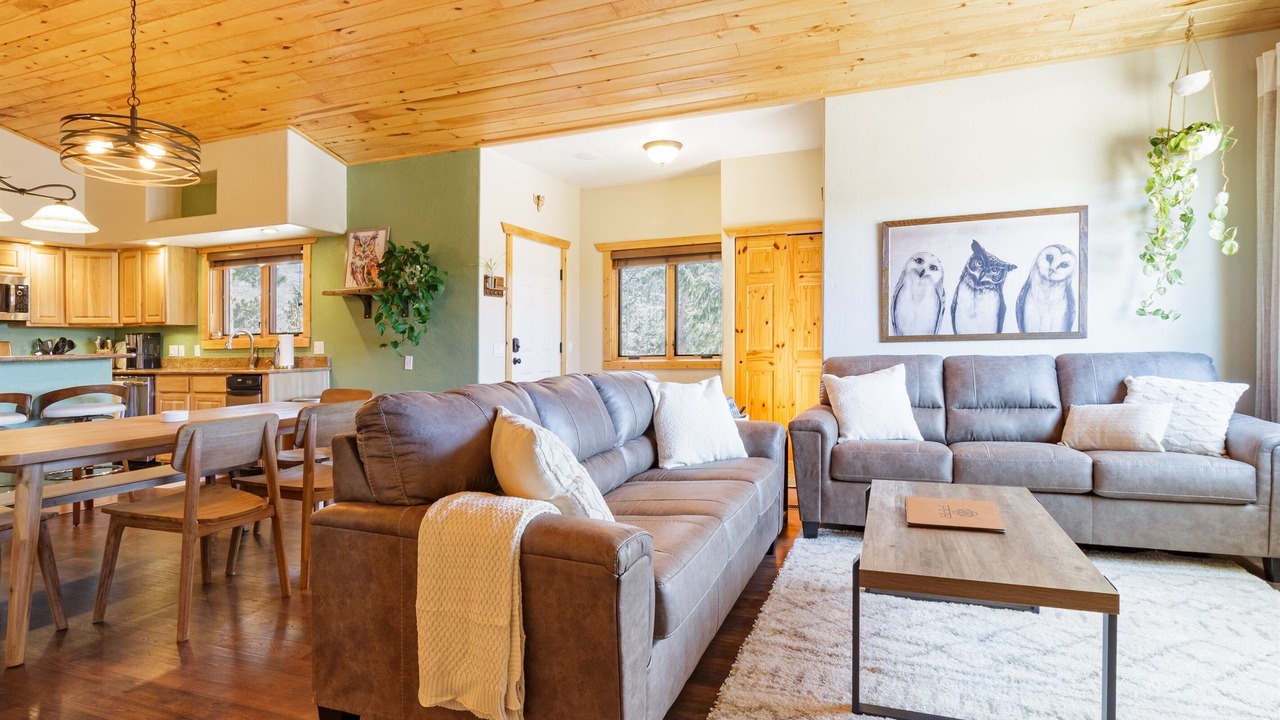 Photo of Bedroom in Woodland Park
