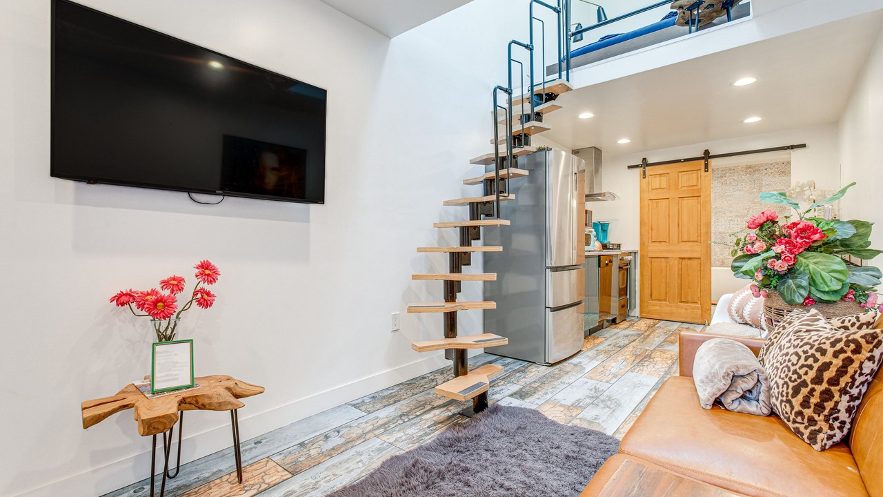 Photo of Livingroom in Capitol Hill