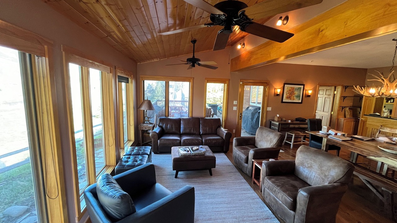 Photo of Livingroom in Crested Butte South