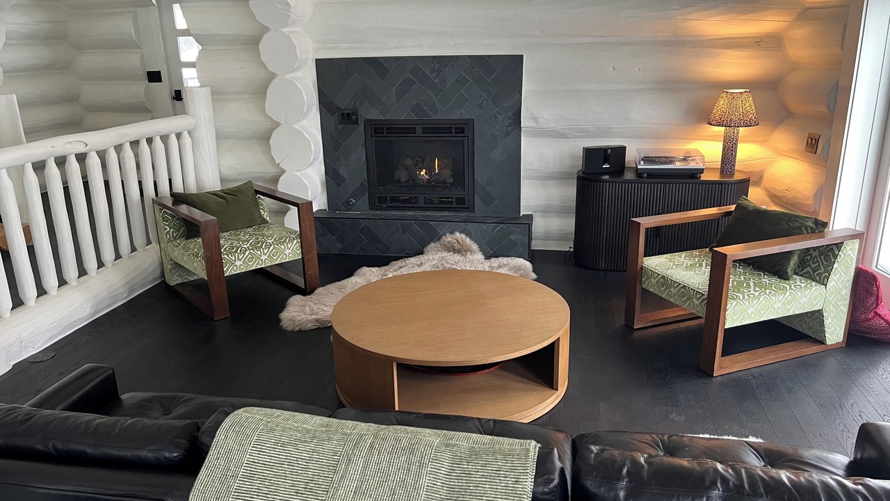 Photo of Livingroom in Quandary Village