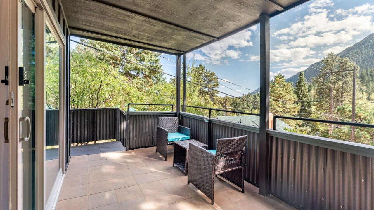 Photo of Patio Balcony in Green Mountain Falls