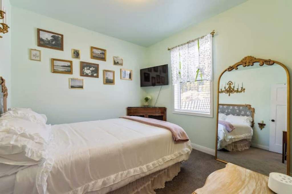 Photo of Bedroom in Saint Mary's