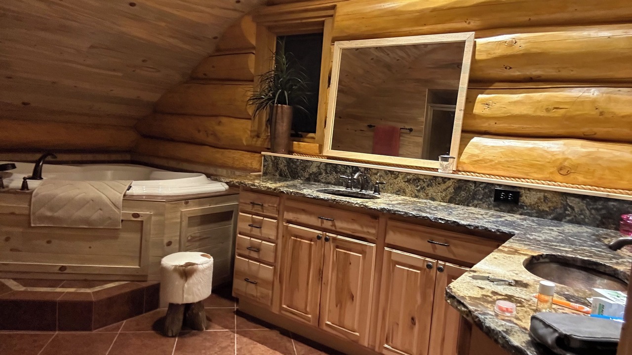 Photo of Bathroom in Canon City