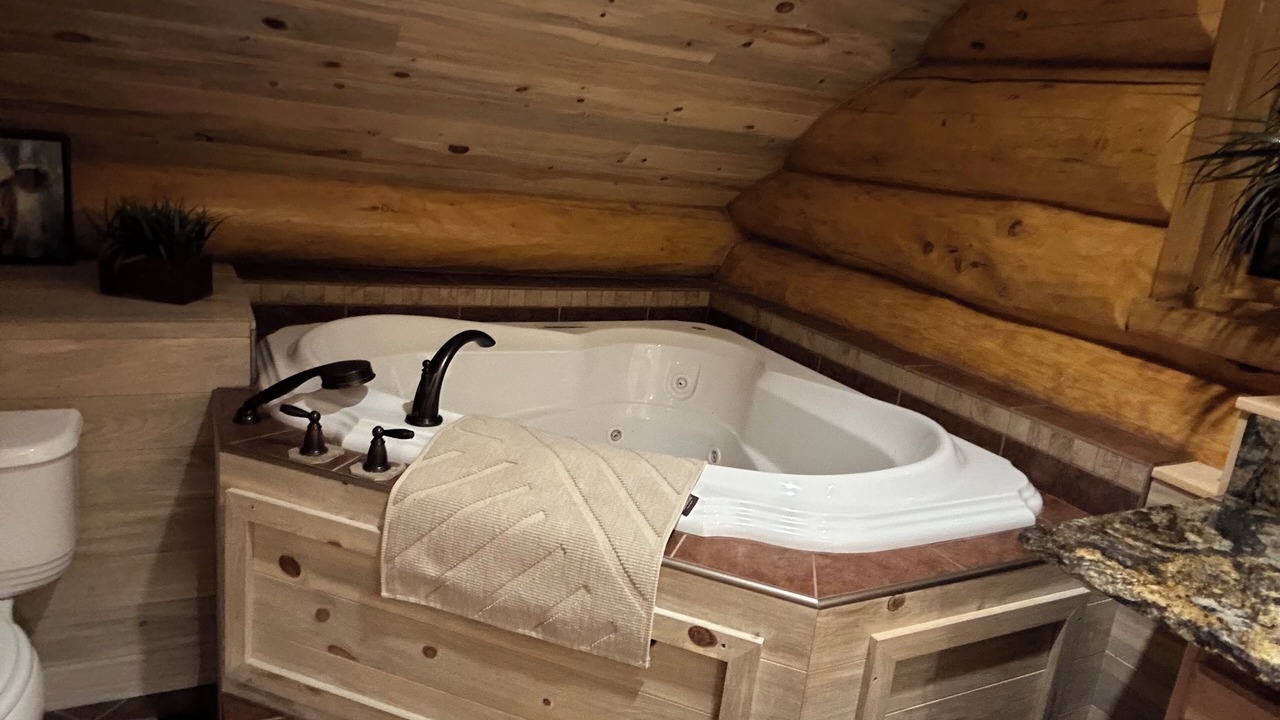 Photo of Bathroom in Canon City