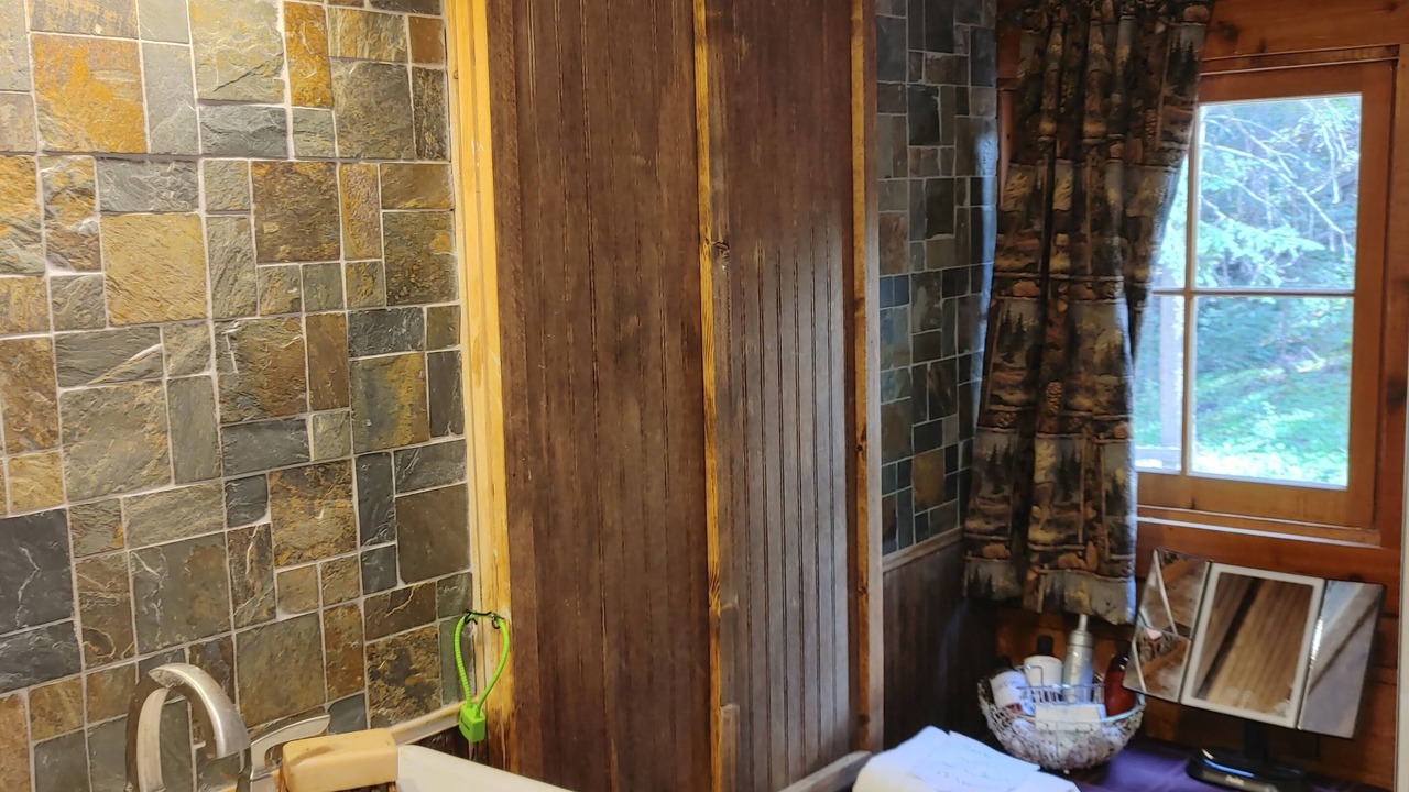 Photo of Bathroom in Bailey