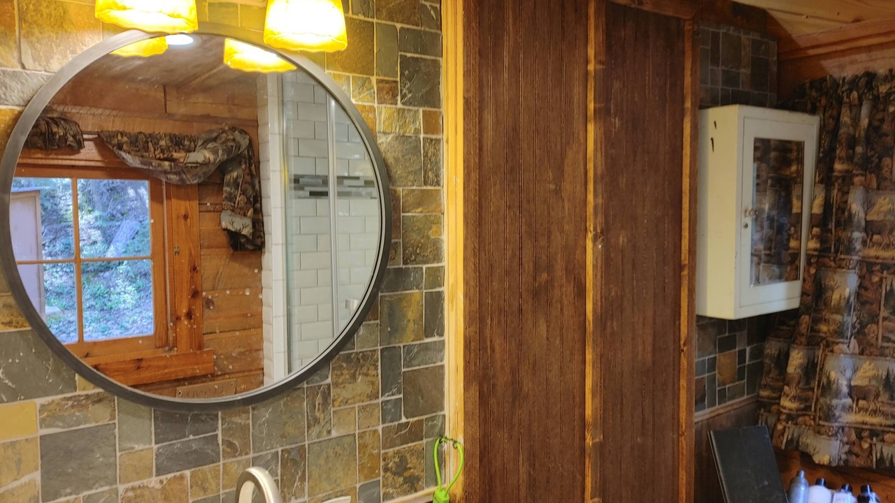 Photo of Bathroom in Bailey