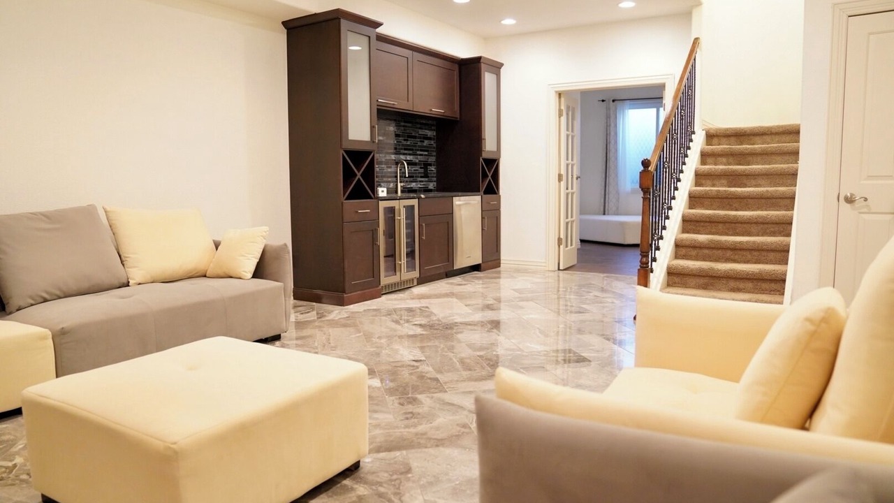Photo of Livingroom in Hampden South