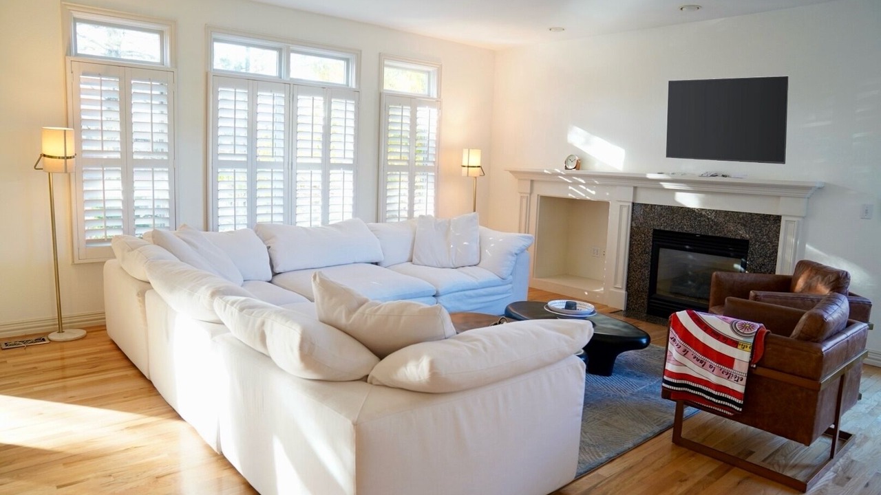Photo of Livingroom in Hampden South