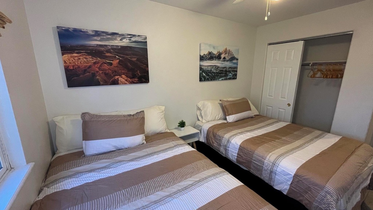 Photo of Bedroom in Aurora