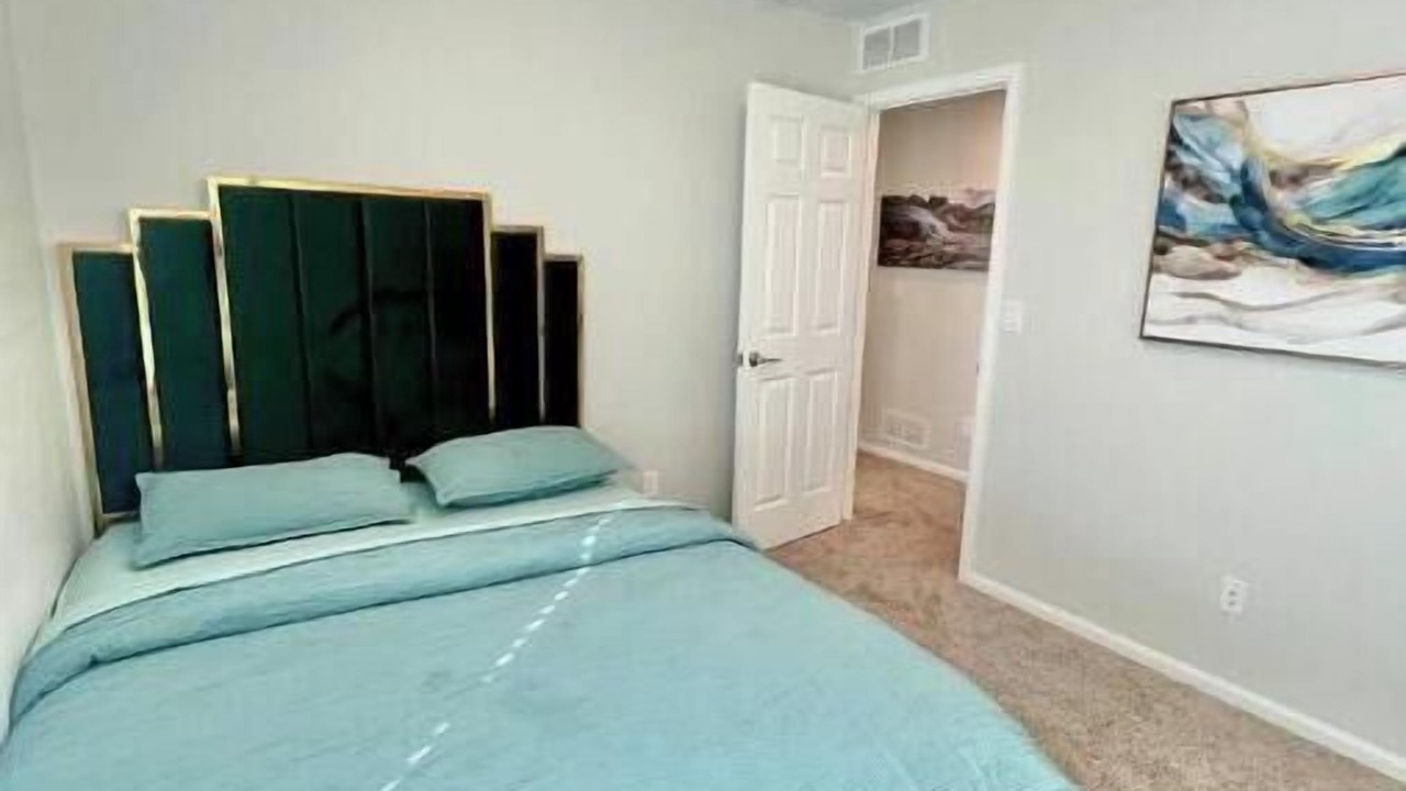 Photo of Bedroom in Dupont