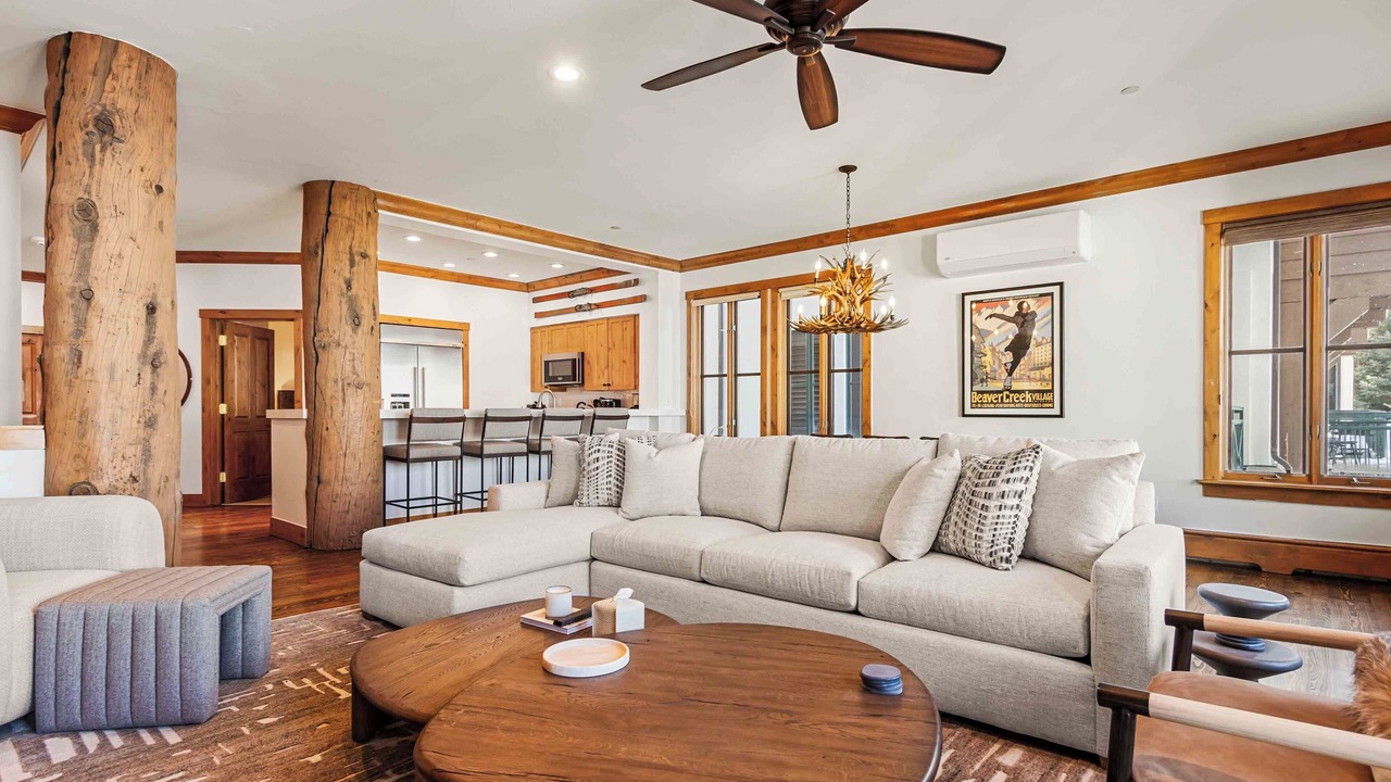 Photo of Livingroom in Beaver Creek