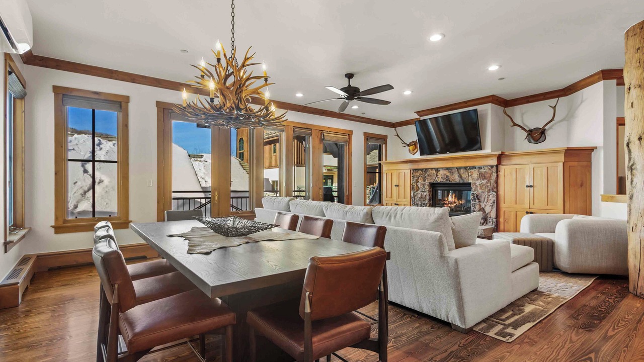 Photo of Livingroom in Beaver Creek