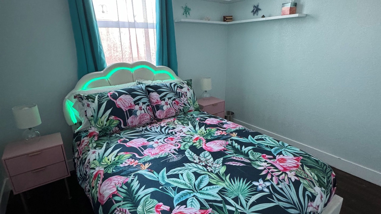 Photo of Bedroom in Lincoln Park