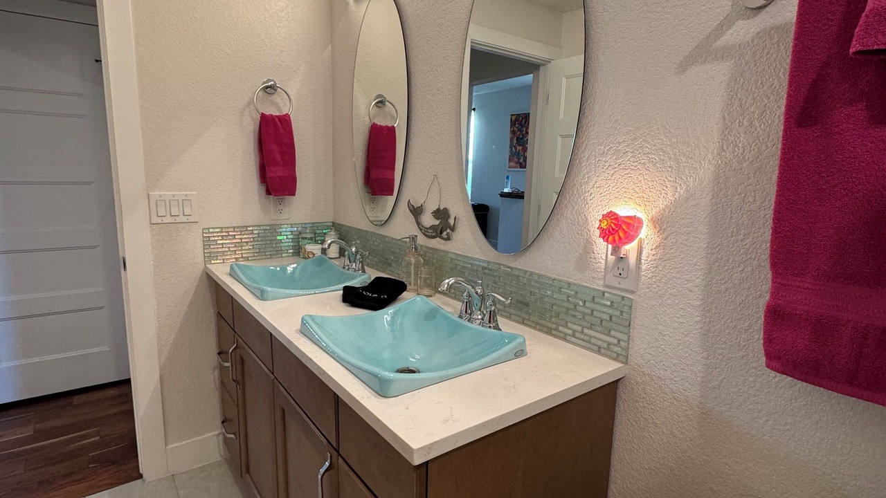 Photo of Bathroom in Lincoln Park