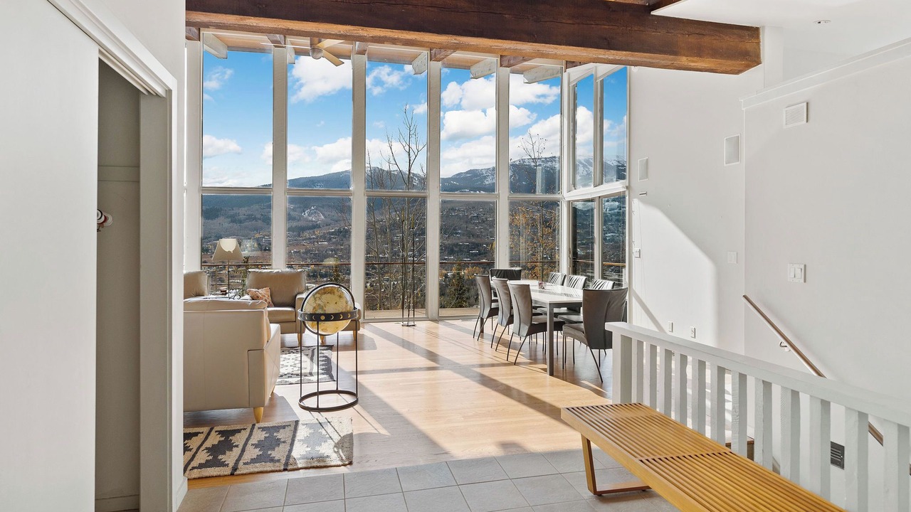 Photo of Livingroom in Snowmass Village