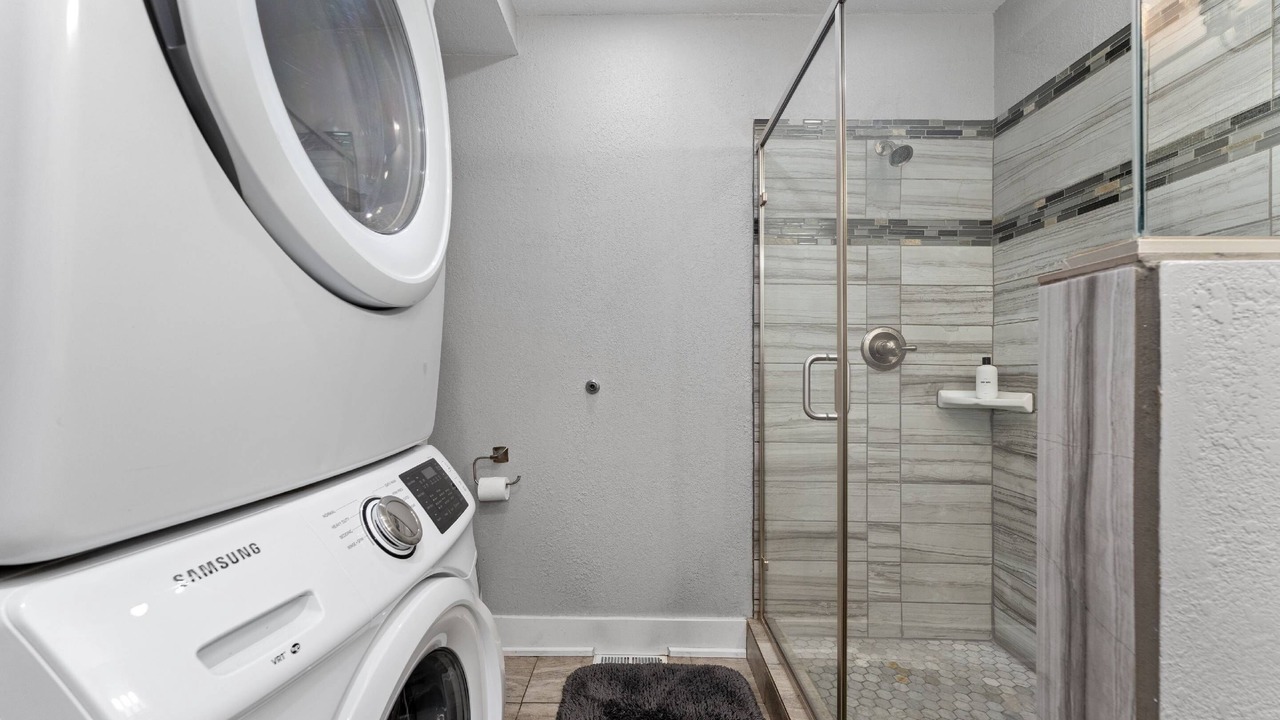 Photo of Bathroom in Five Points