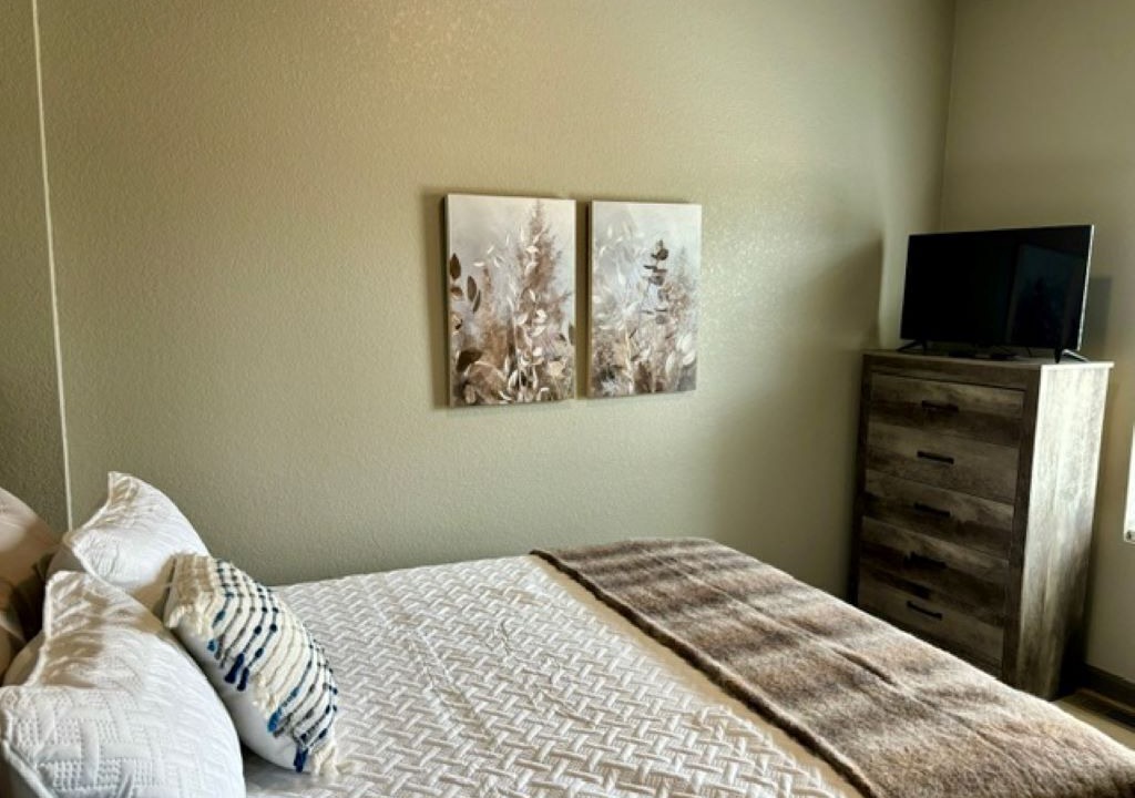 Photo of Bedroom in Colorado City
