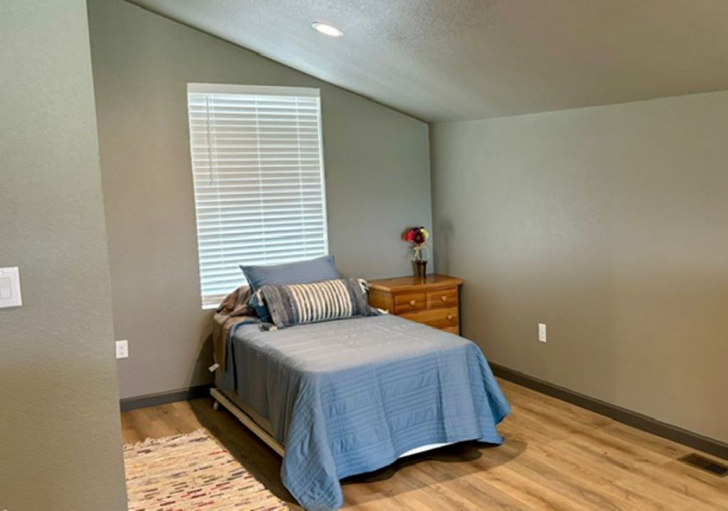Photo of Bedroom in Colorado City