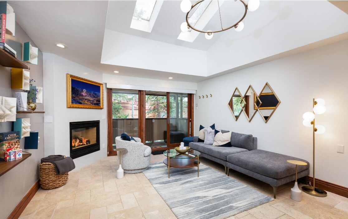 Photo of Livingroom in Aspen