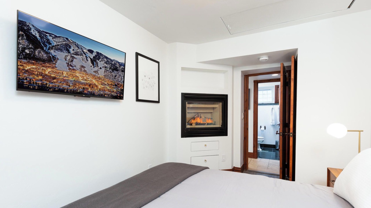 Photo of Bedroom in Aspen