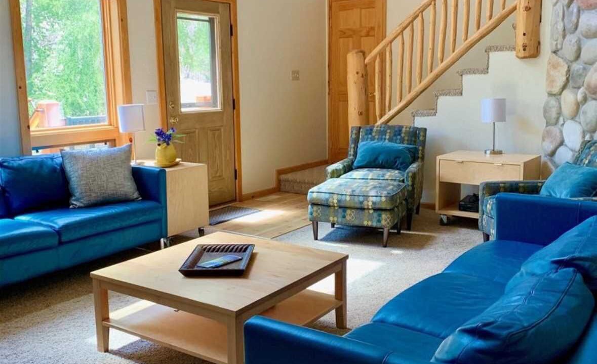Photo of Livingroom in Lake City