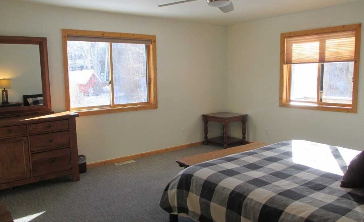 Photo of Bedroom in Lake City