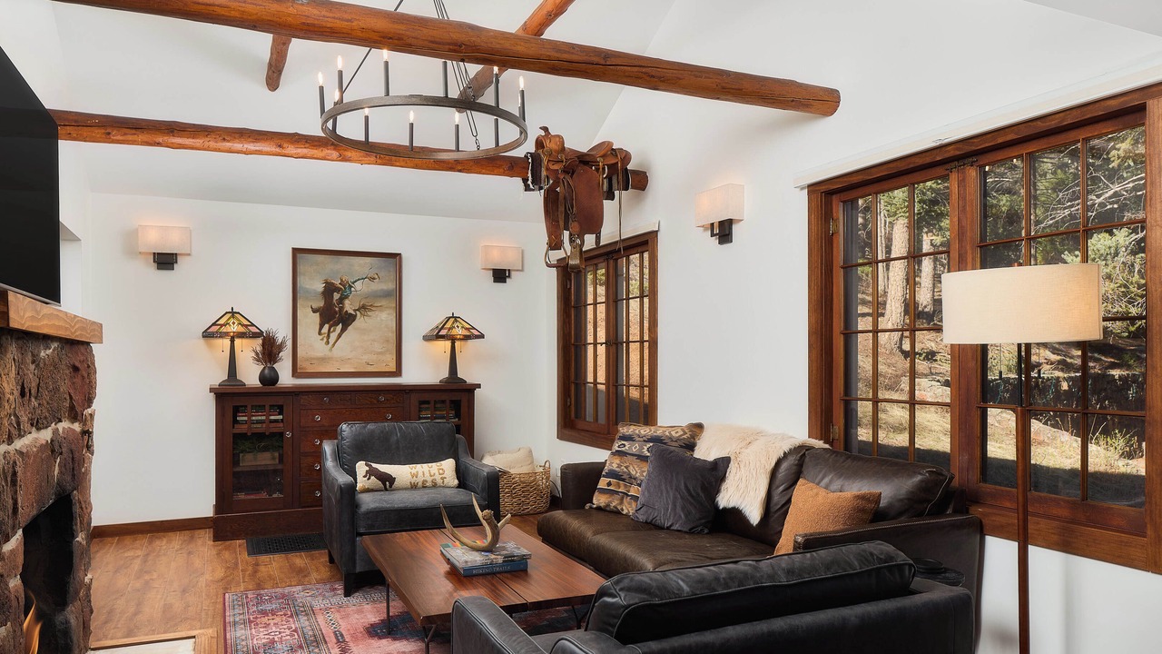 Photo of Livingroom in Cascade-Chipita Park