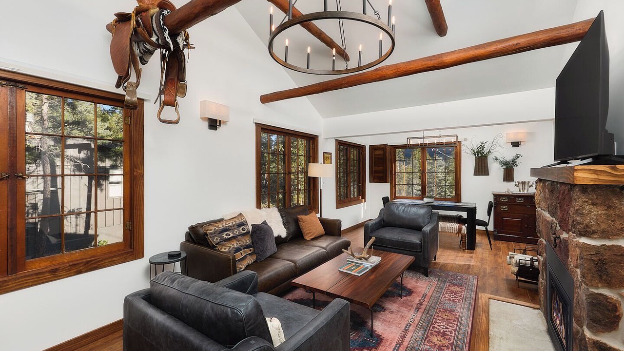 Photo of Livingroom in Cascade-Chipita Park