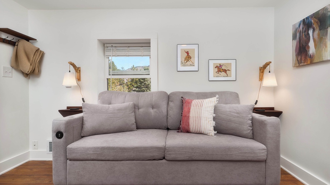 Photo of Livingroom in Cascade-Chipita Park