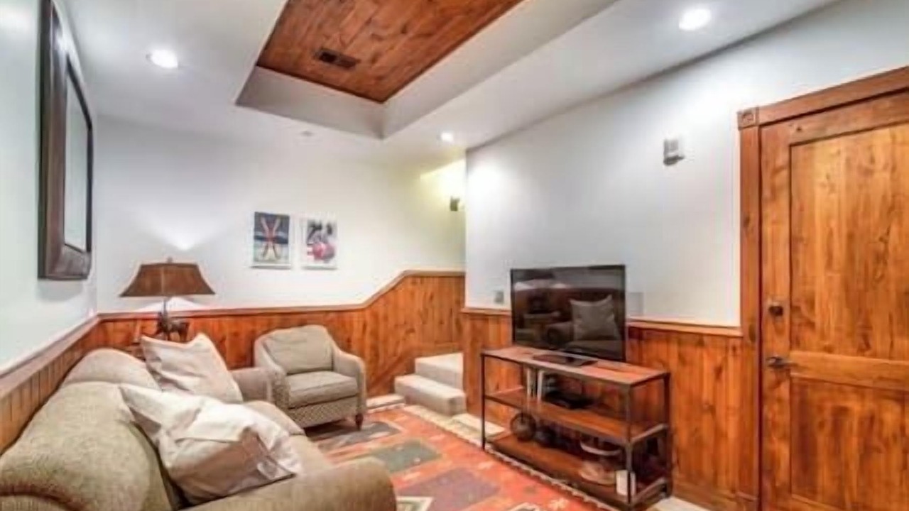 Photo of Livingroom in West End