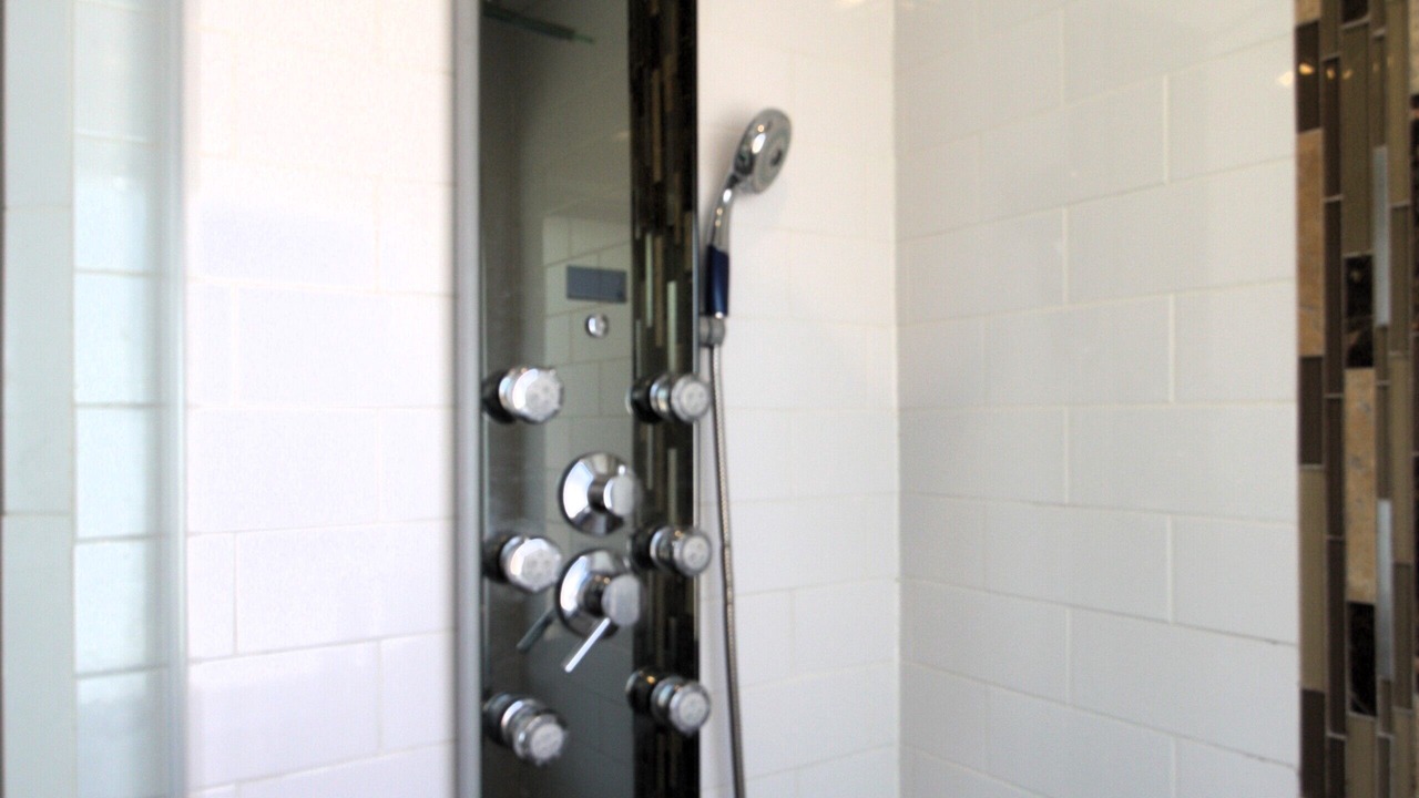 Photo of Bathroom in Bel Aire