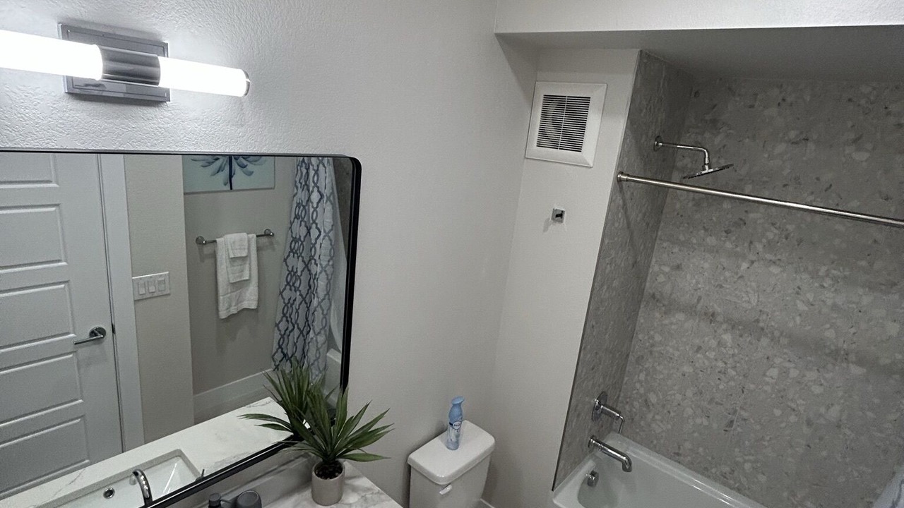 Photo of Bathroom in Villa Park
